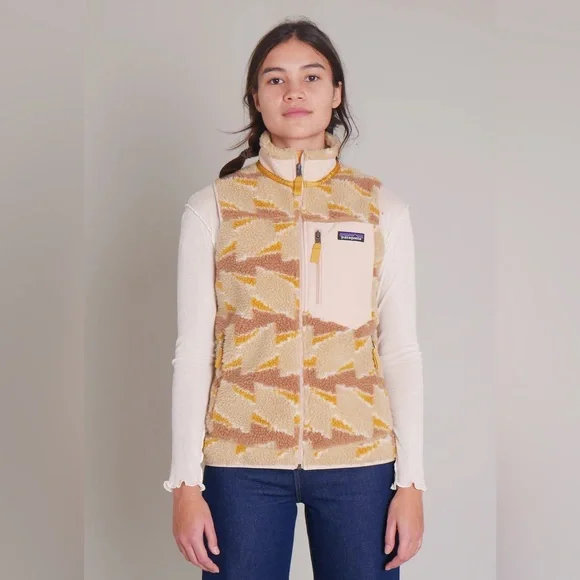 Women’s Patagonia Classic Retro-X Fleece Vest - Picture 3 of 10